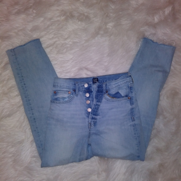 gap high rise cheeky straight jeans